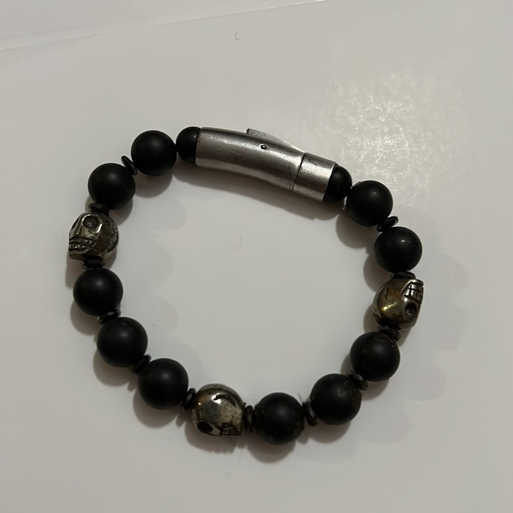 Onyx and pyrite skull bracelet.